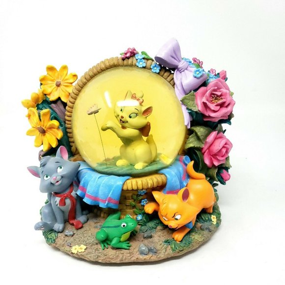 Disney Store Other - Disney Aristocats RARE Musical Snow Globe Marie